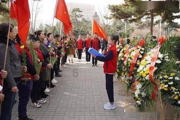 男子进女装店要求试衣遭店主驱赶,店主:他去过附近很多女装店